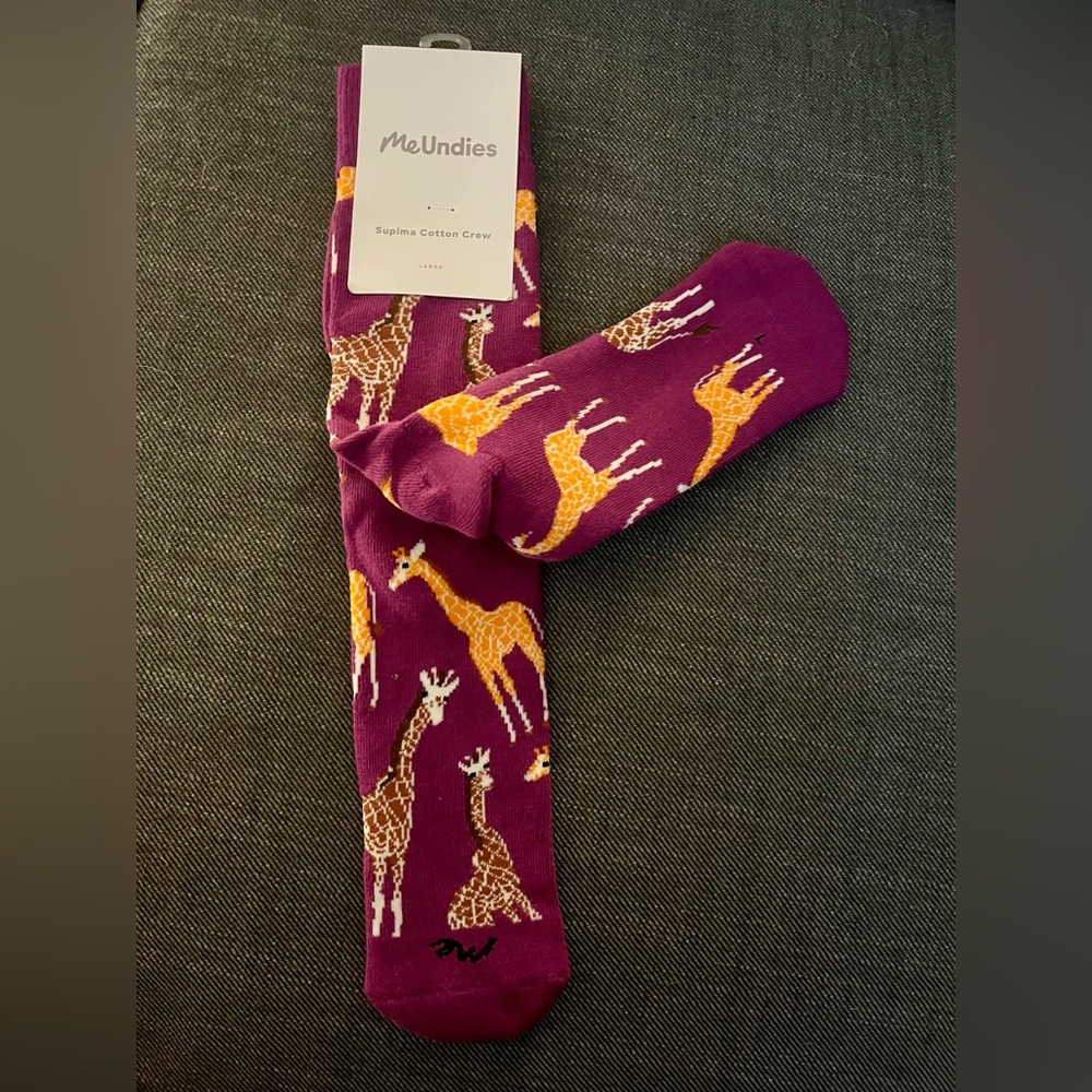 NWT- MeUndies giraffe crew socks